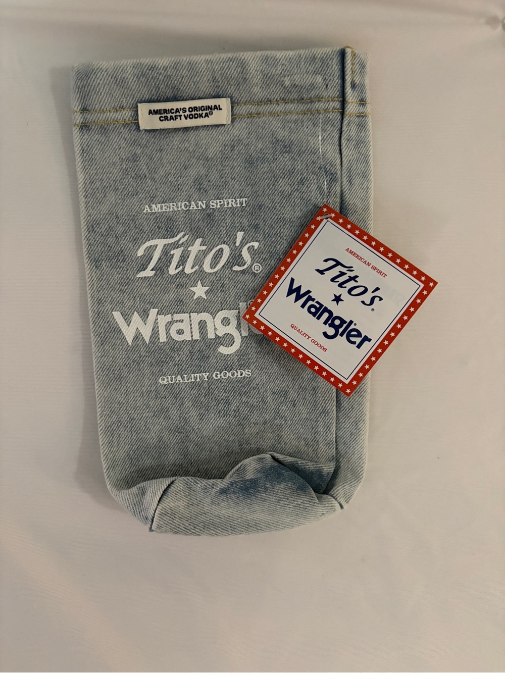 Wrangler Light Denim Crew Bottle Holder